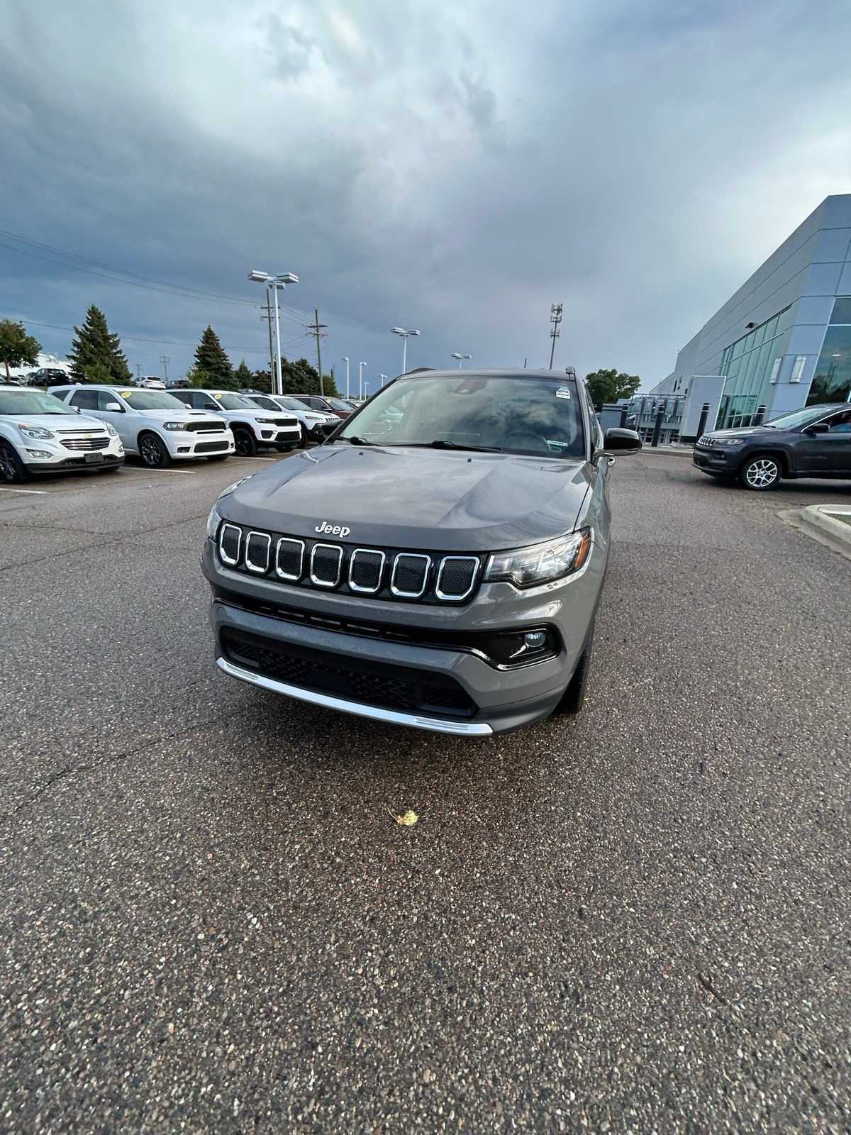 Thumbnail: 2022 Jeep Compass - 4