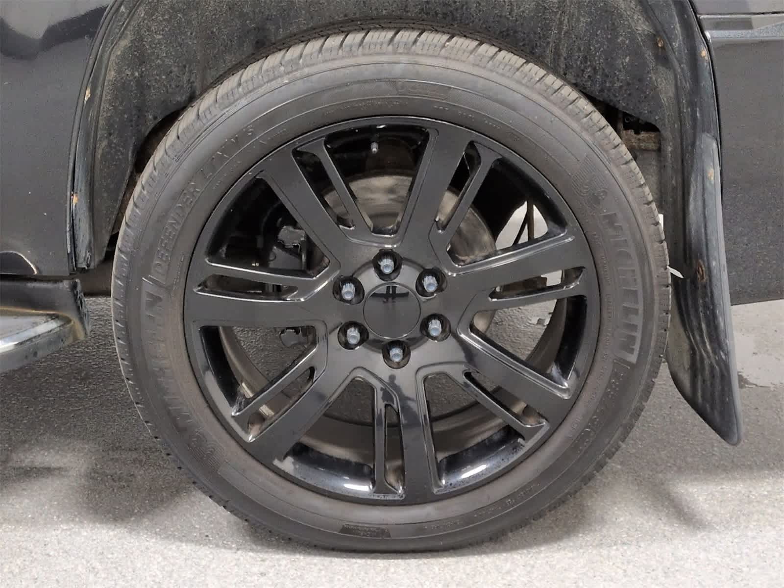 Thumbnail: 2012 Cadillac Escalade - 14