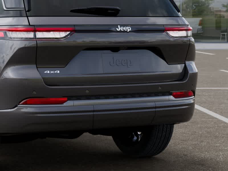 Thumbnail: 2026 Jeep Grand Cherokee - 13