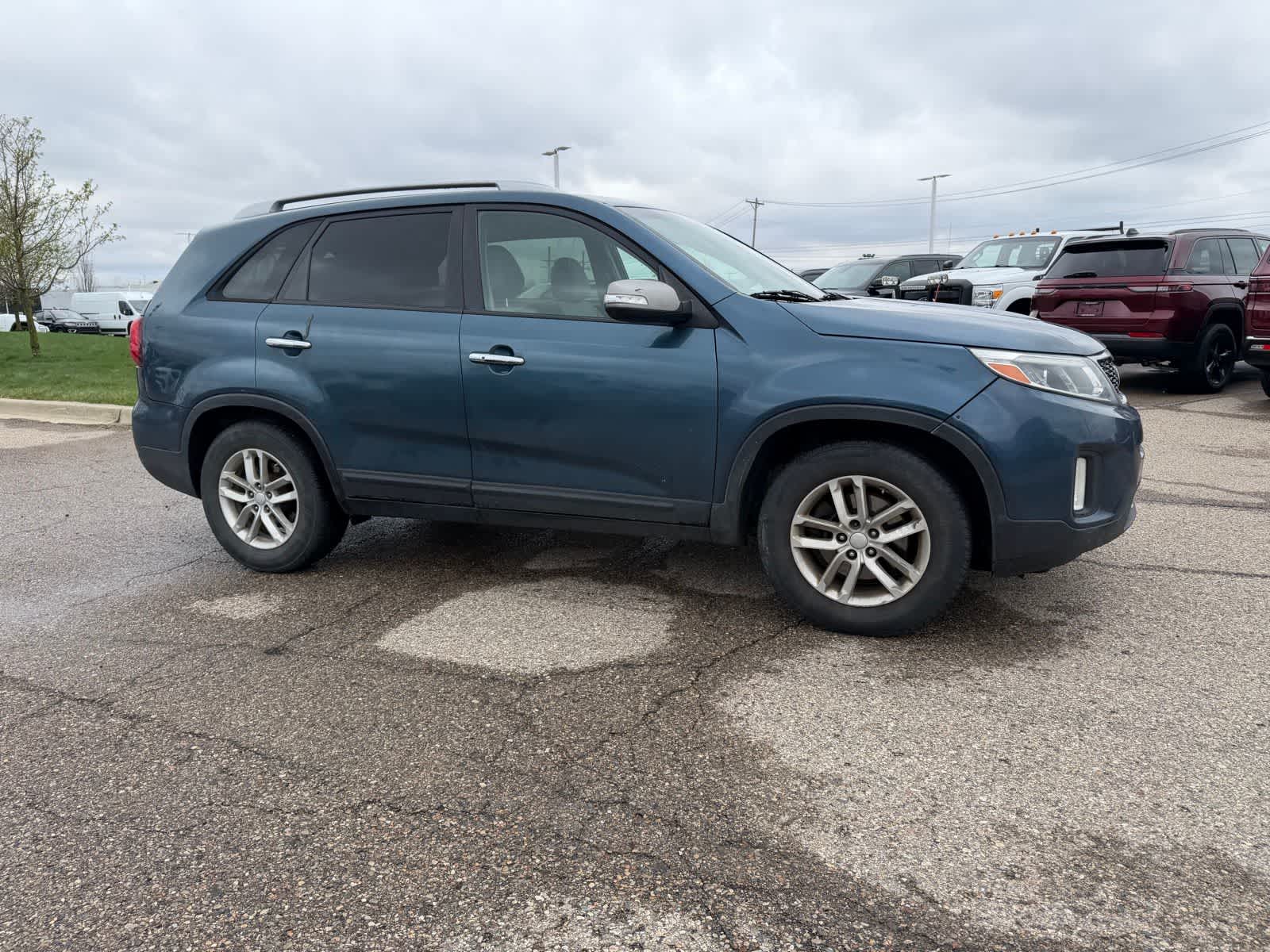 Thumbnail: 2014 Kia Sorento - 14