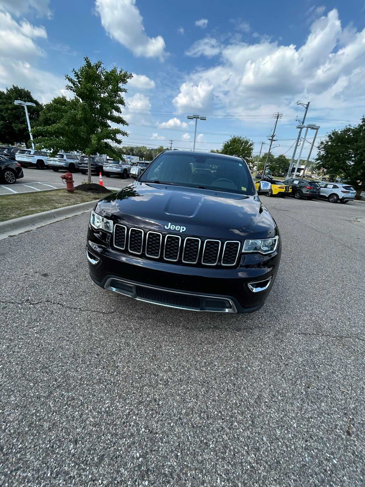 Thumbnail: 2019 Jeep Grand Cherokee - 5