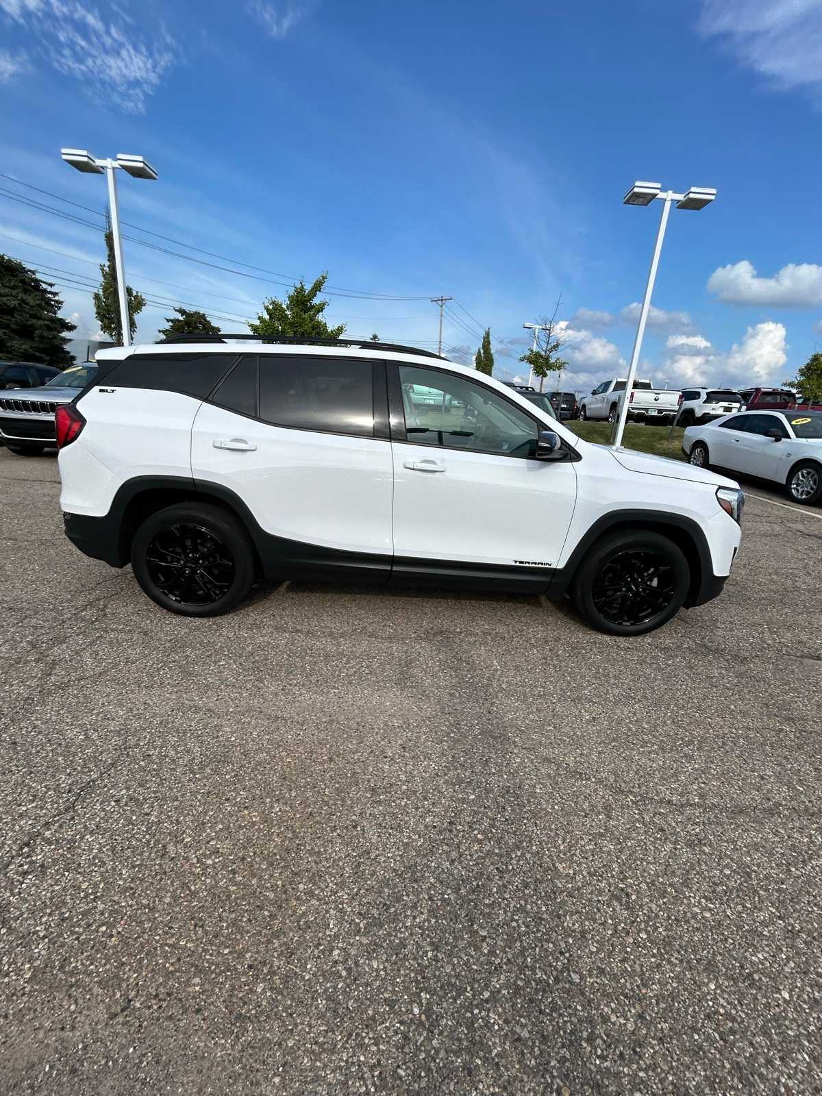 Thumbnail: 2019 GMC Terrain - 9