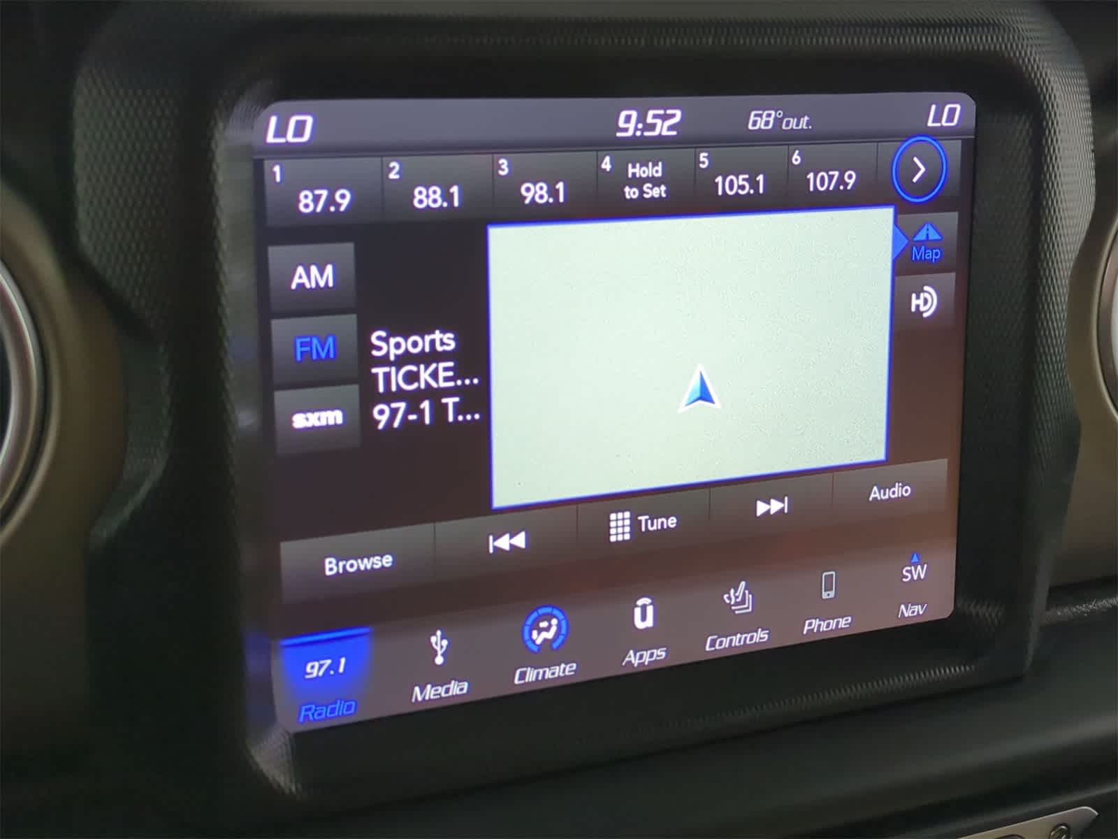 Thumbnail: 2018 Jeep Wrangler - 28