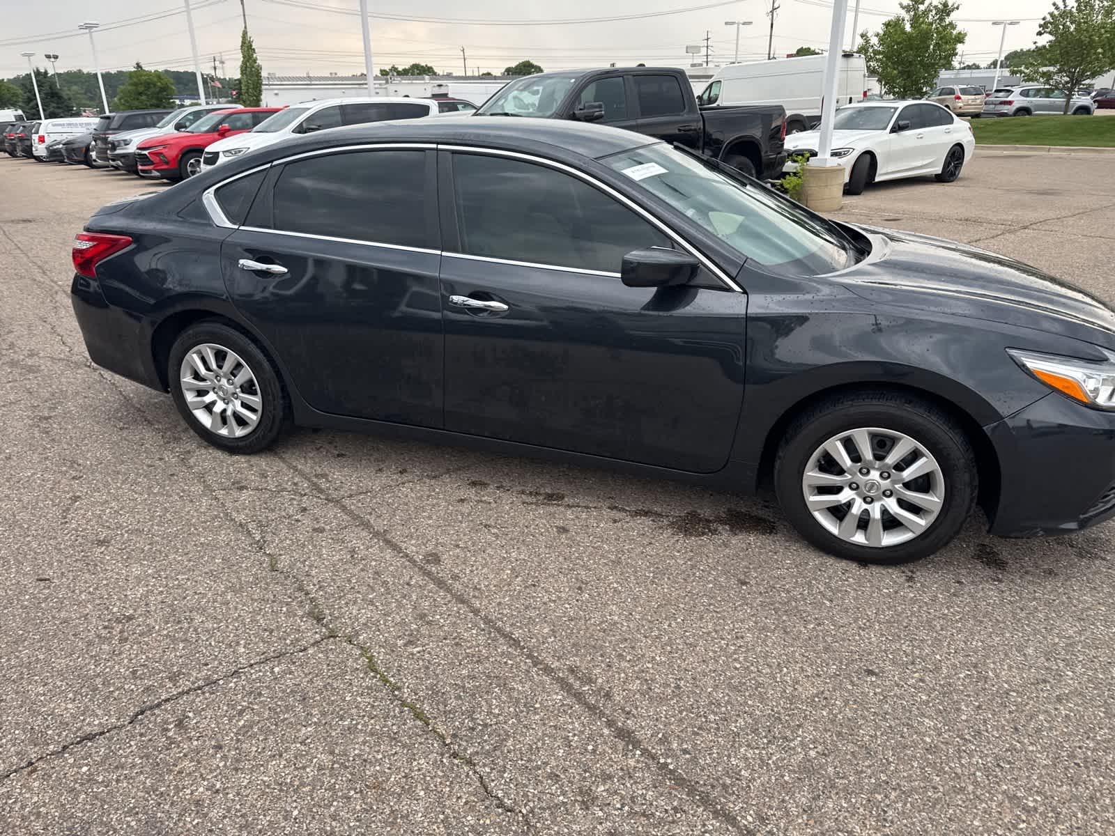 2017 Nissan Altima S 10