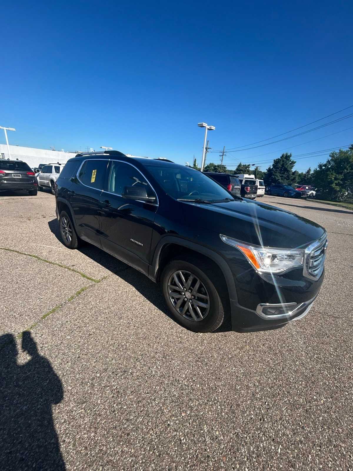Thumbnail: 2019 GMC Acadia - 6