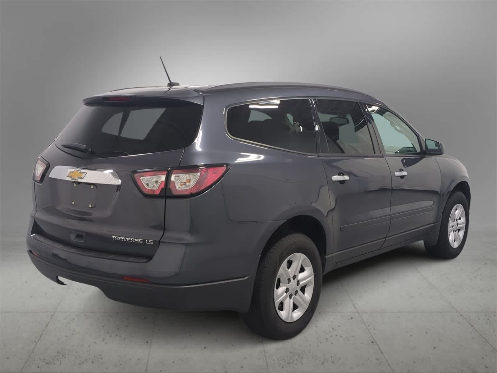 Thumbnail: 2014 Chevrolet Traverse - 8