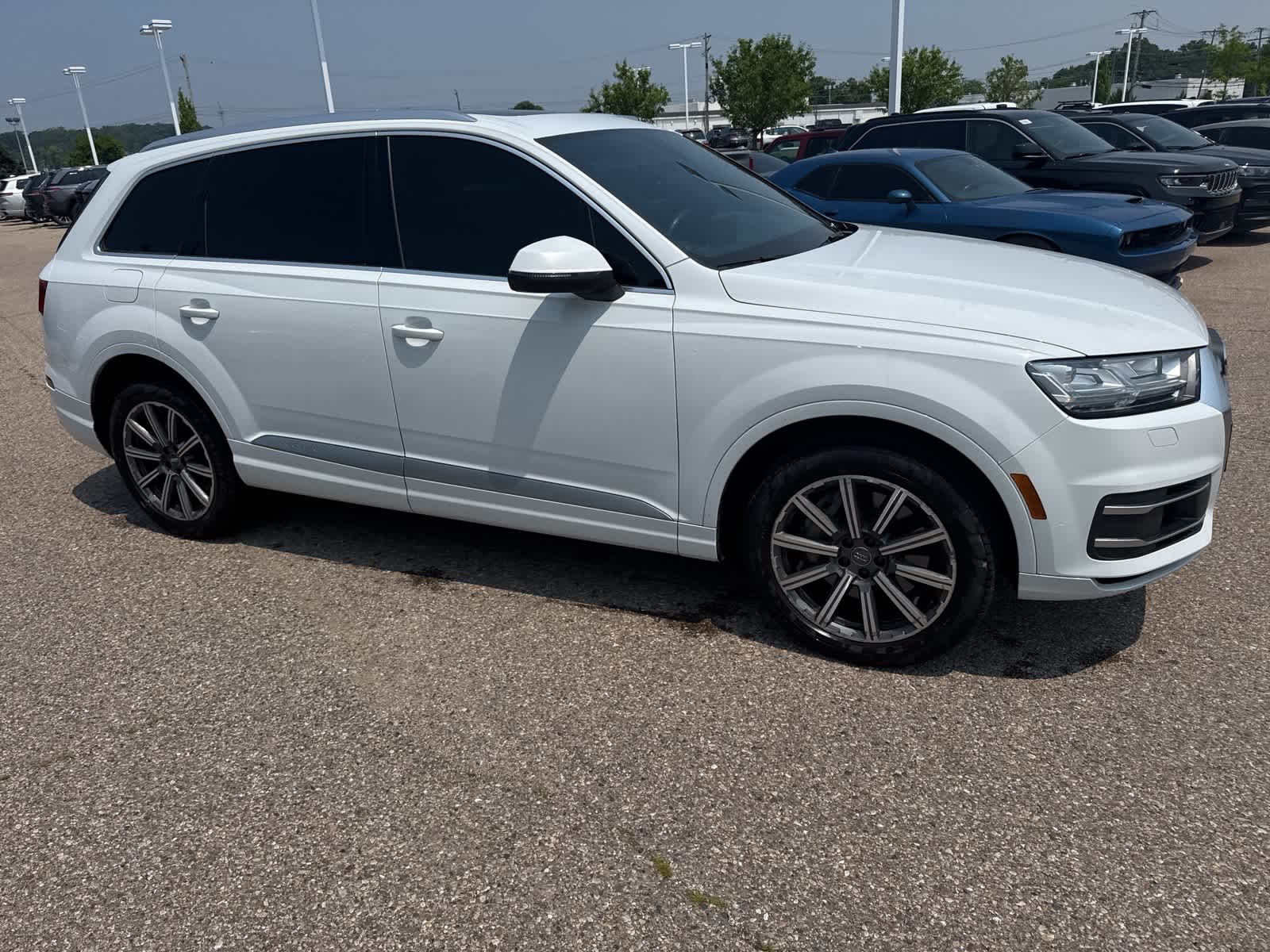 Thumbnail: 2018 Audi Q7 - 10