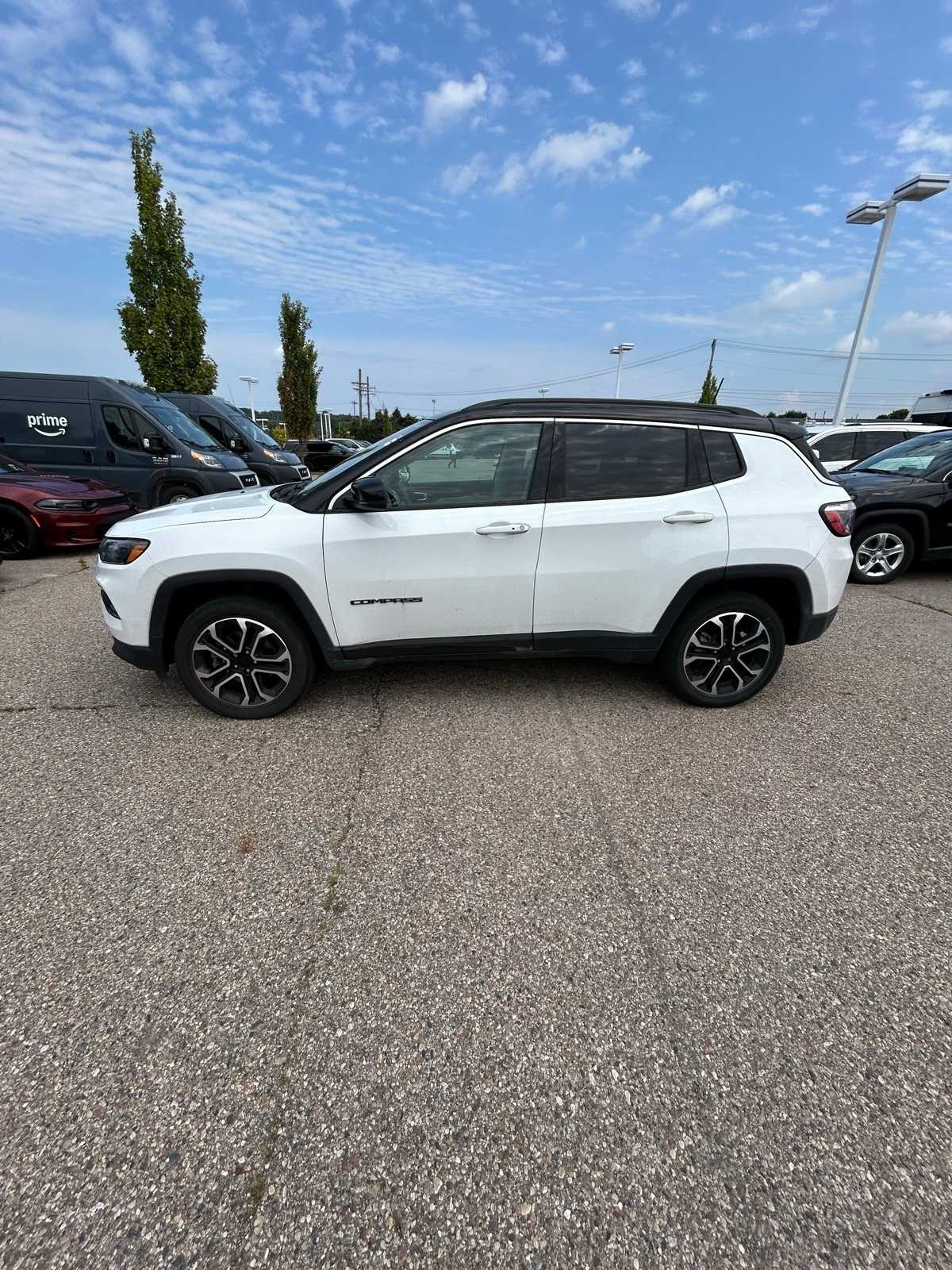 Thumbnail: 2022 Jeep Compass - 25