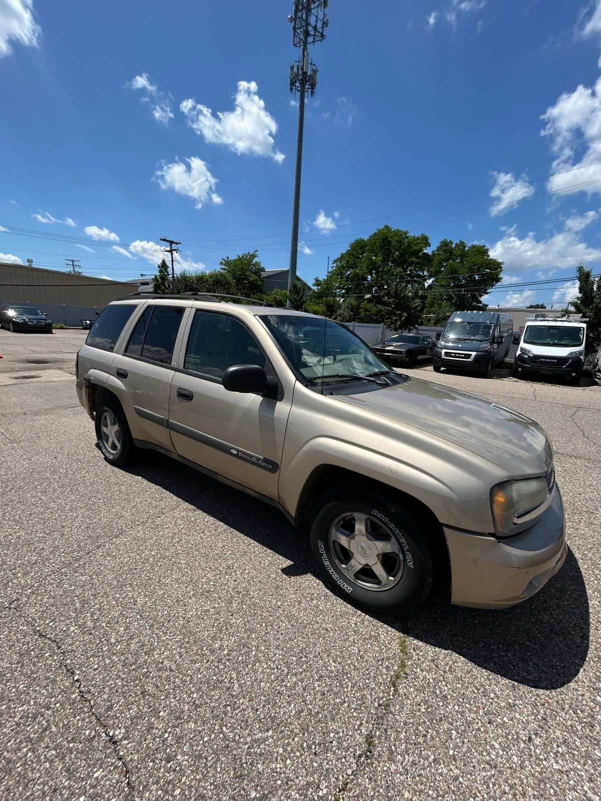 Thumbnail: 2004 Chevrolet TrailBlazer - 7