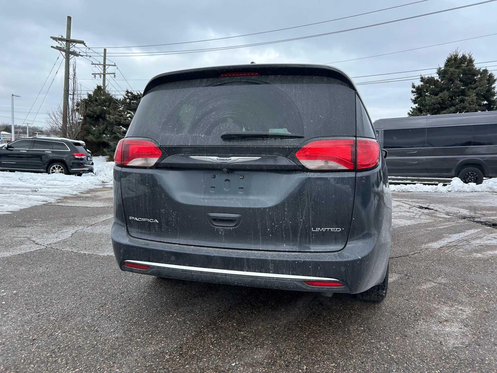 Thumbnail: 2020 Chrysler Pacifica - 19