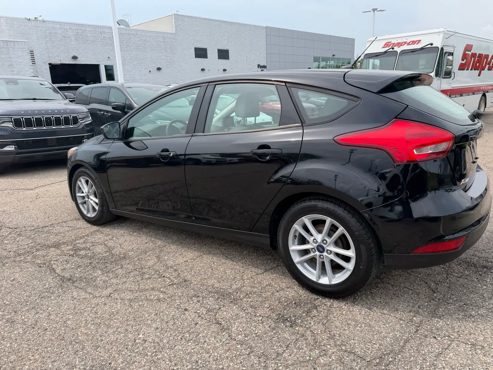 Thumbnail: 2018 Ford Focus - 20
