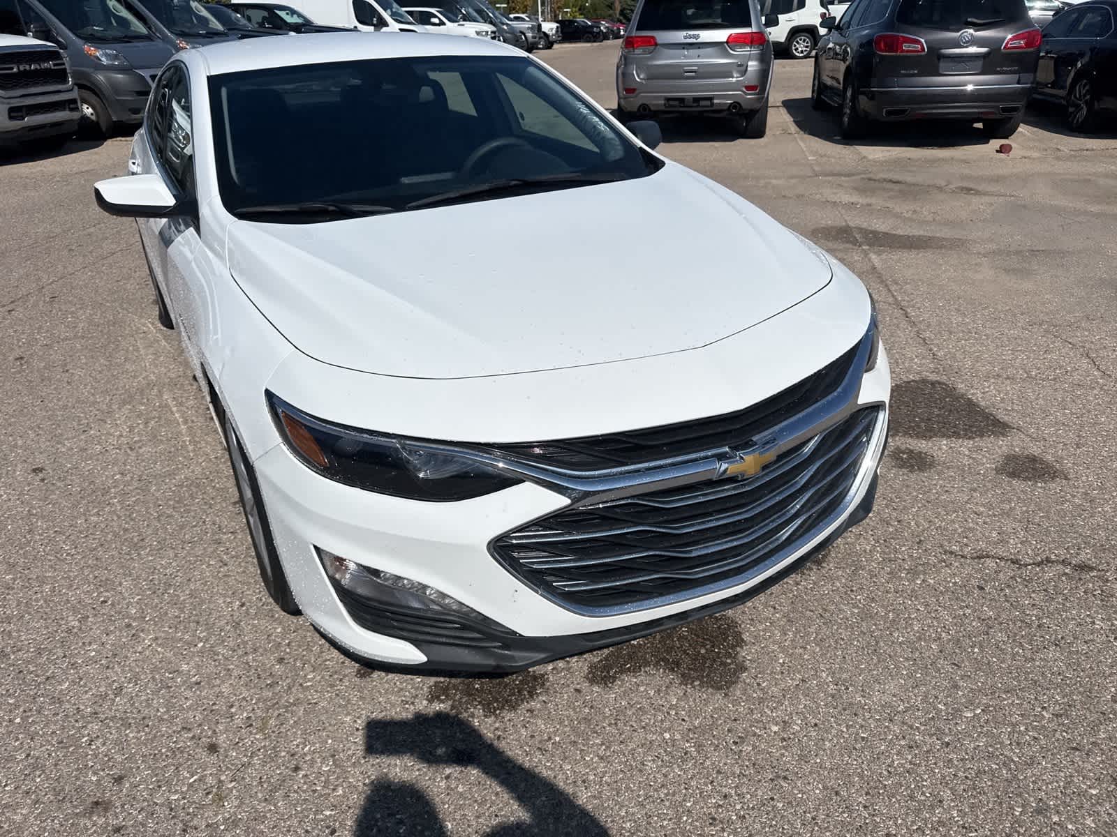 Thumbnail: 2023 Chevrolet Malibu - 6