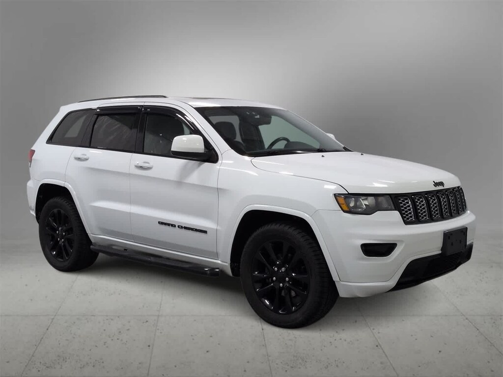 Used 2019 Jeep Grand Cherokee Altitude SUV