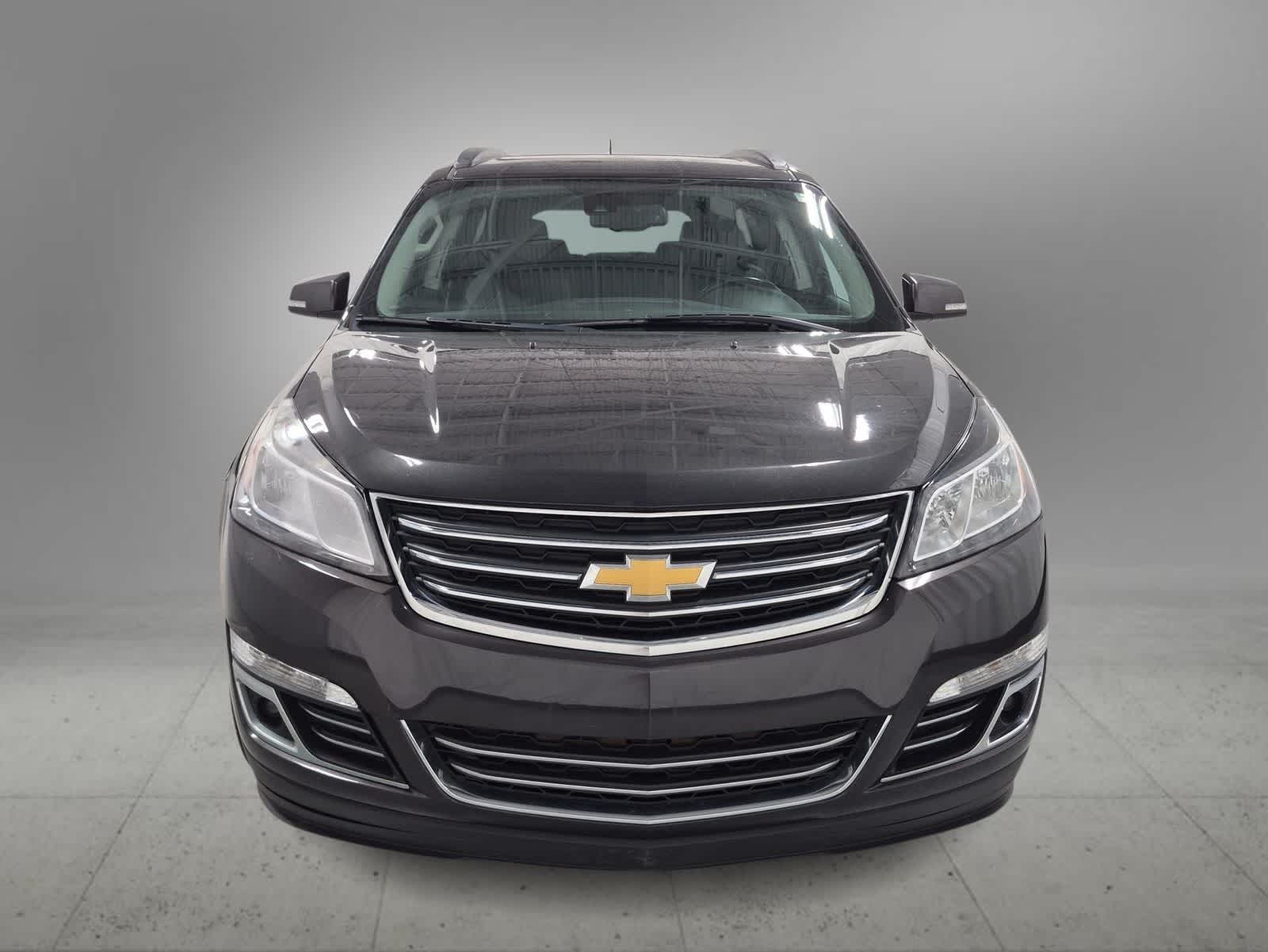 Thumbnail: 2017 Chevrolet Traverse - 3