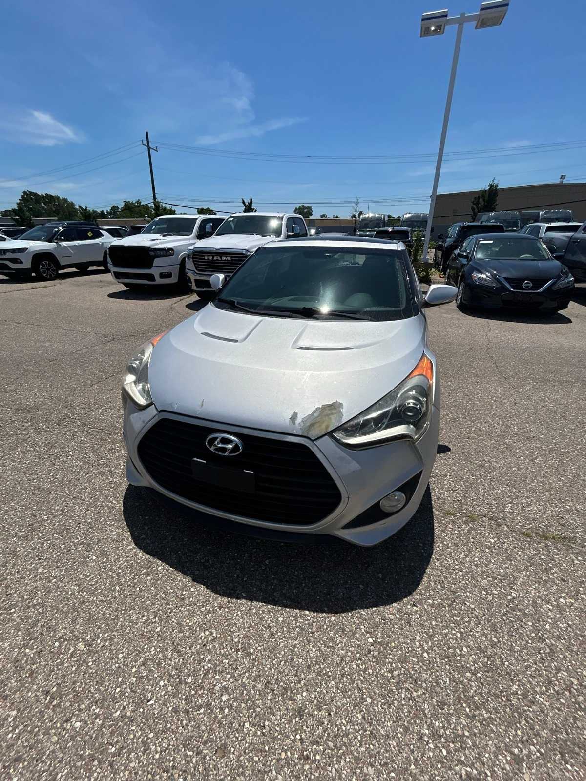Thumbnail: 2015 Hyundai Veloster - 2