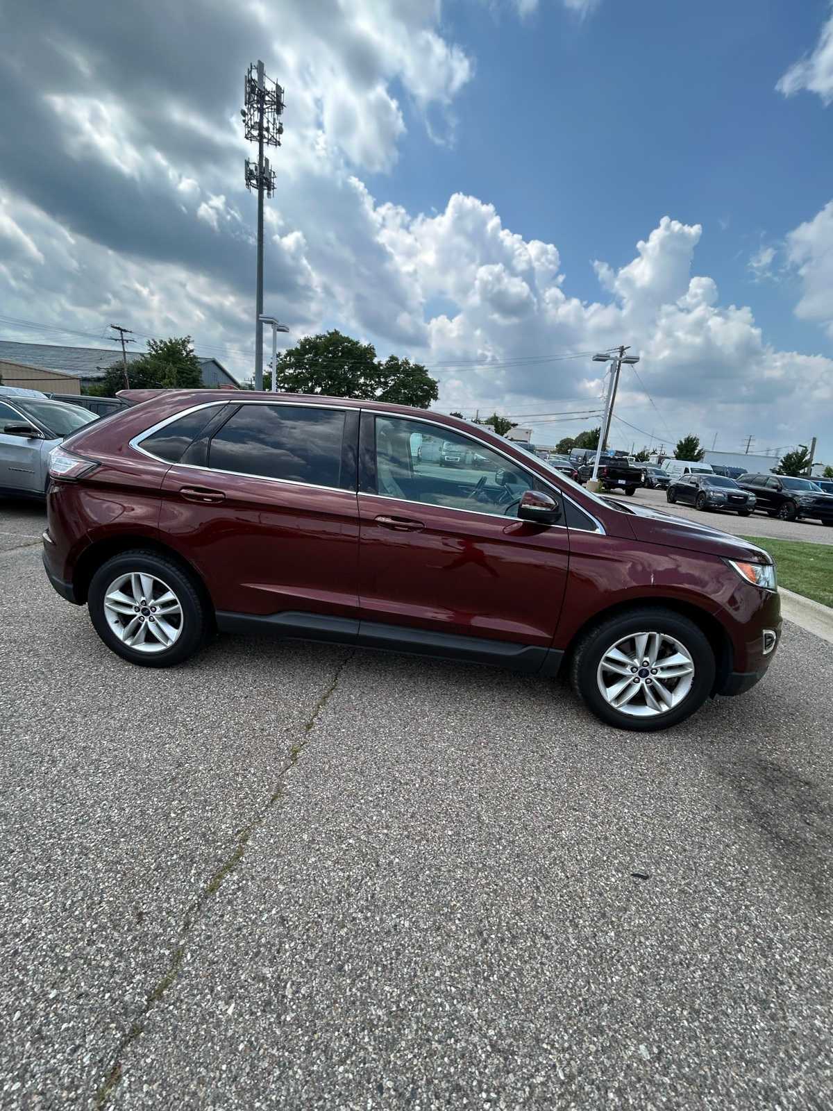 Thumbnail: 2015 Ford Edge - 12