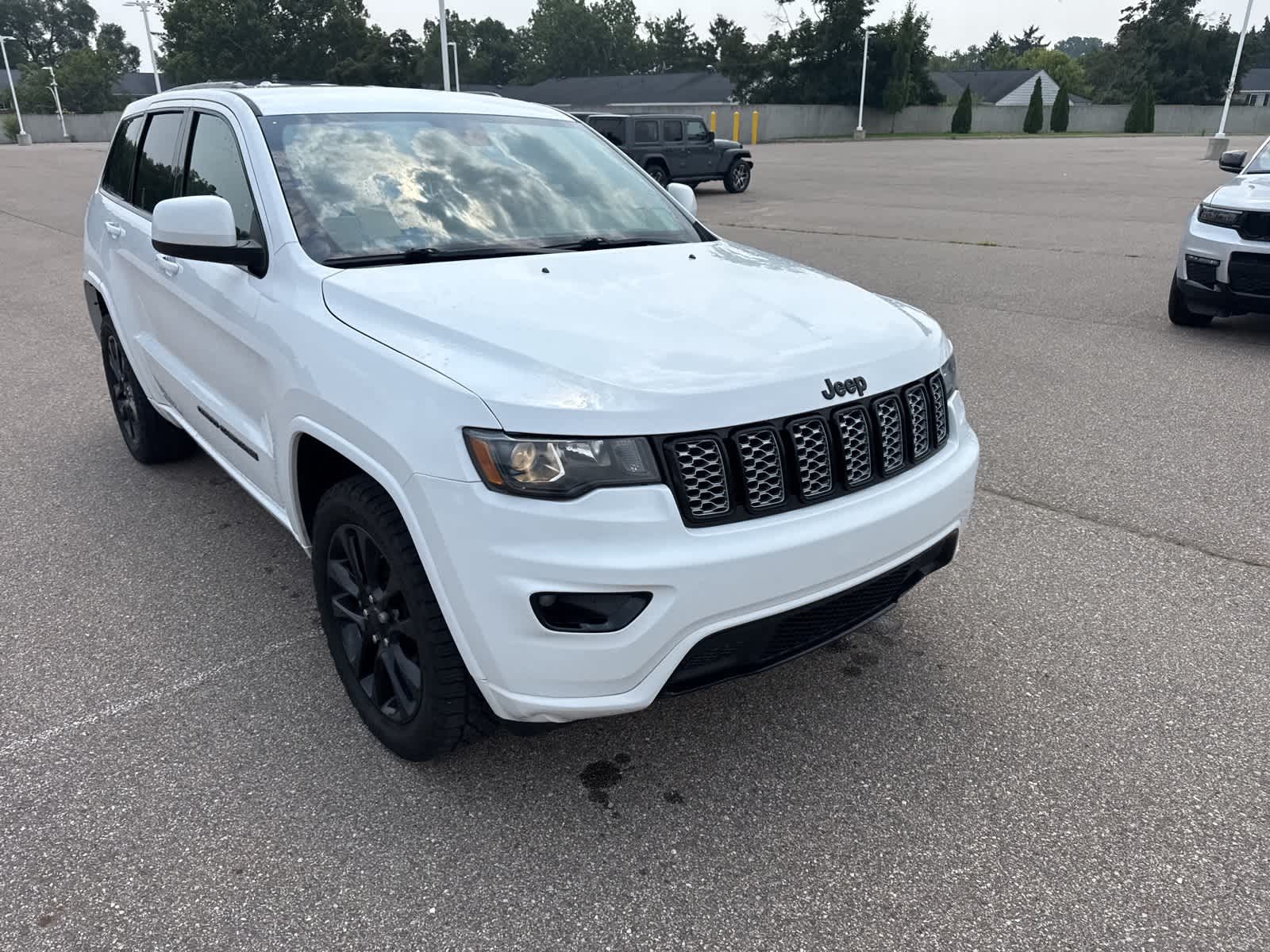 Thumbnail: 2021 Jeep Grand Cherokee - 7