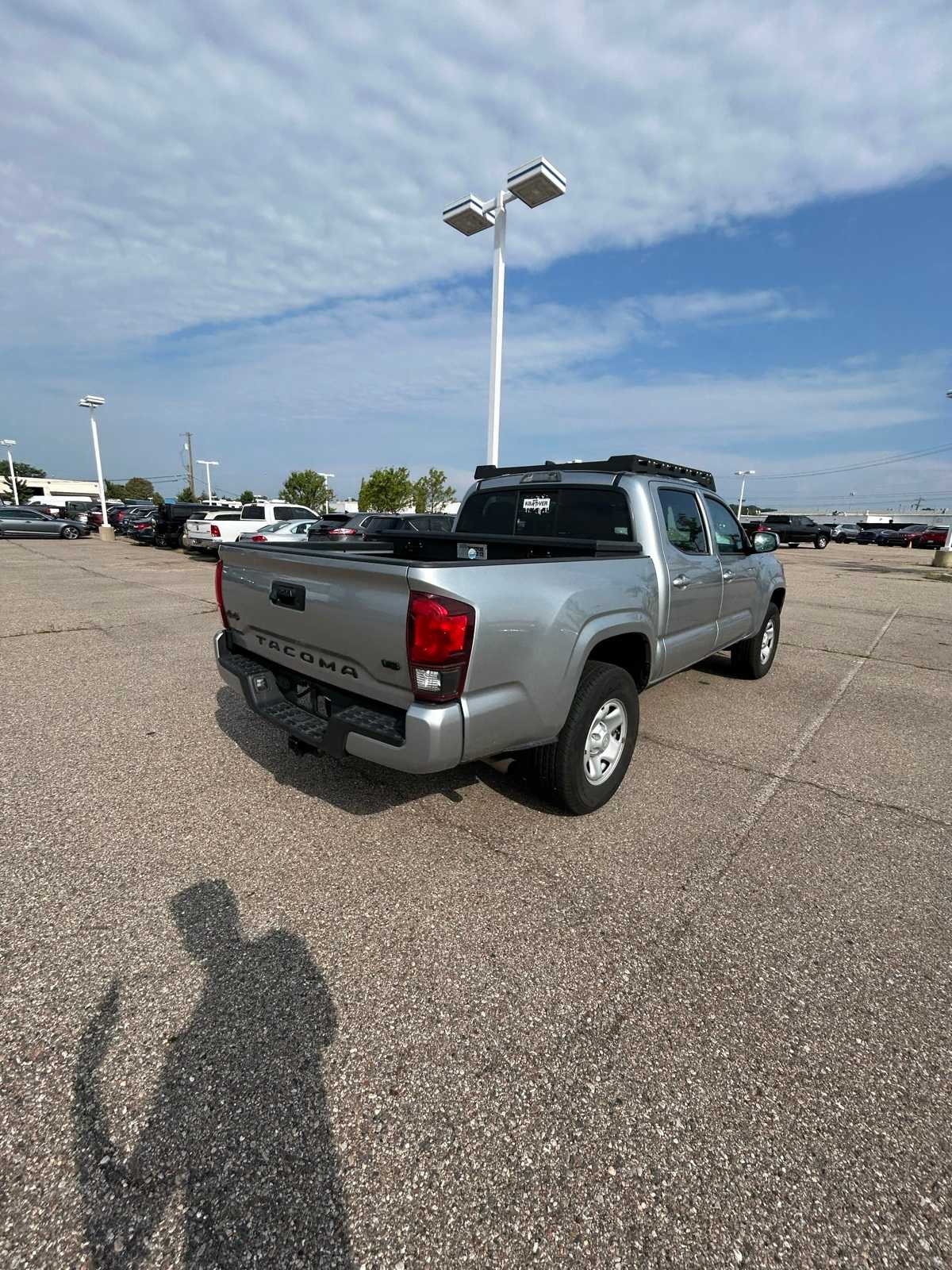 Thumbnail: 2023 Toyota Tacoma - 19