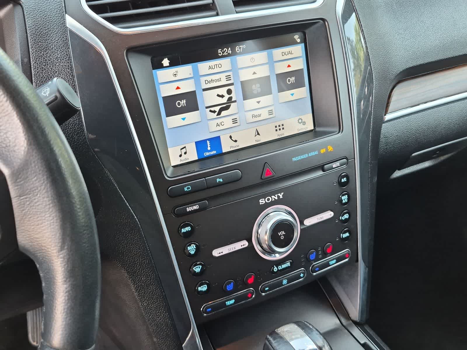 Thumbnail: 2019 Ford Explorer - 34
