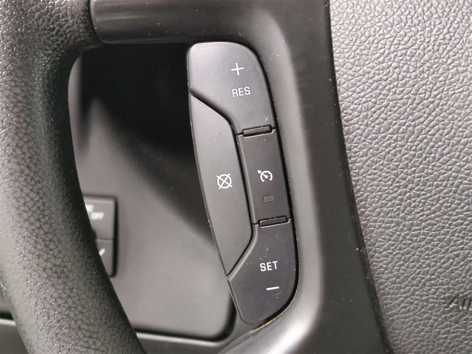 Thumbnail: 2016 Chevrolet Express - 20