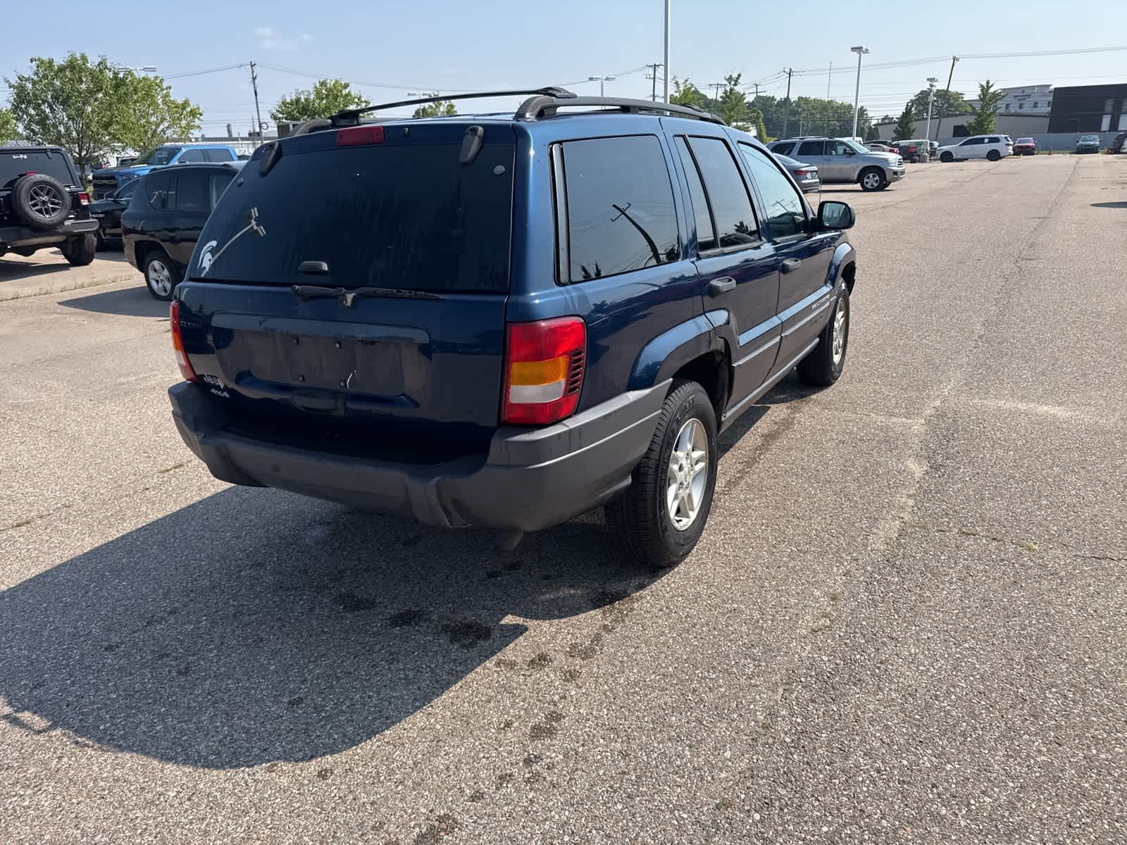 Thumbnail: 2003 Jeep Grand Cherokee - 13