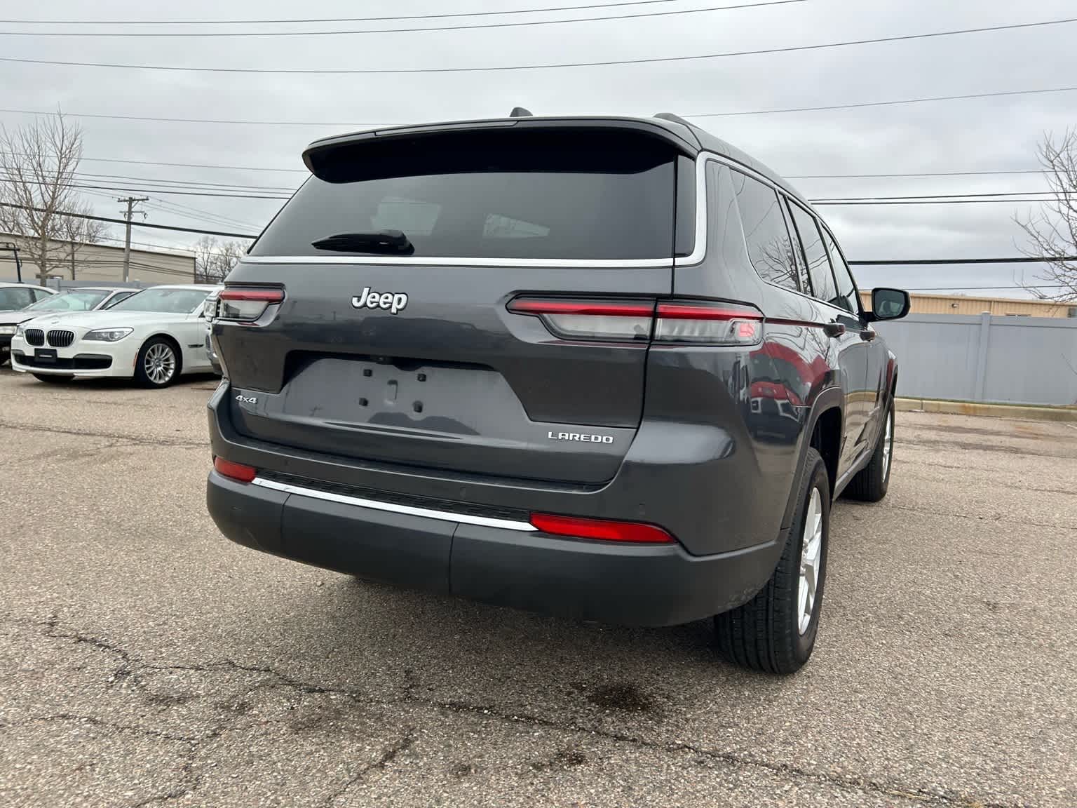 Thumbnail: 2024 Jeep Grand Cherokee L - 17