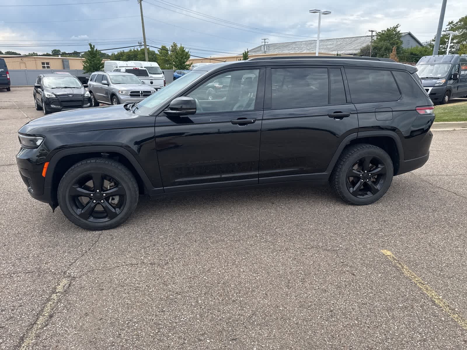 Thumbnail: 2021 Jeep Grand Cherokee L - 24