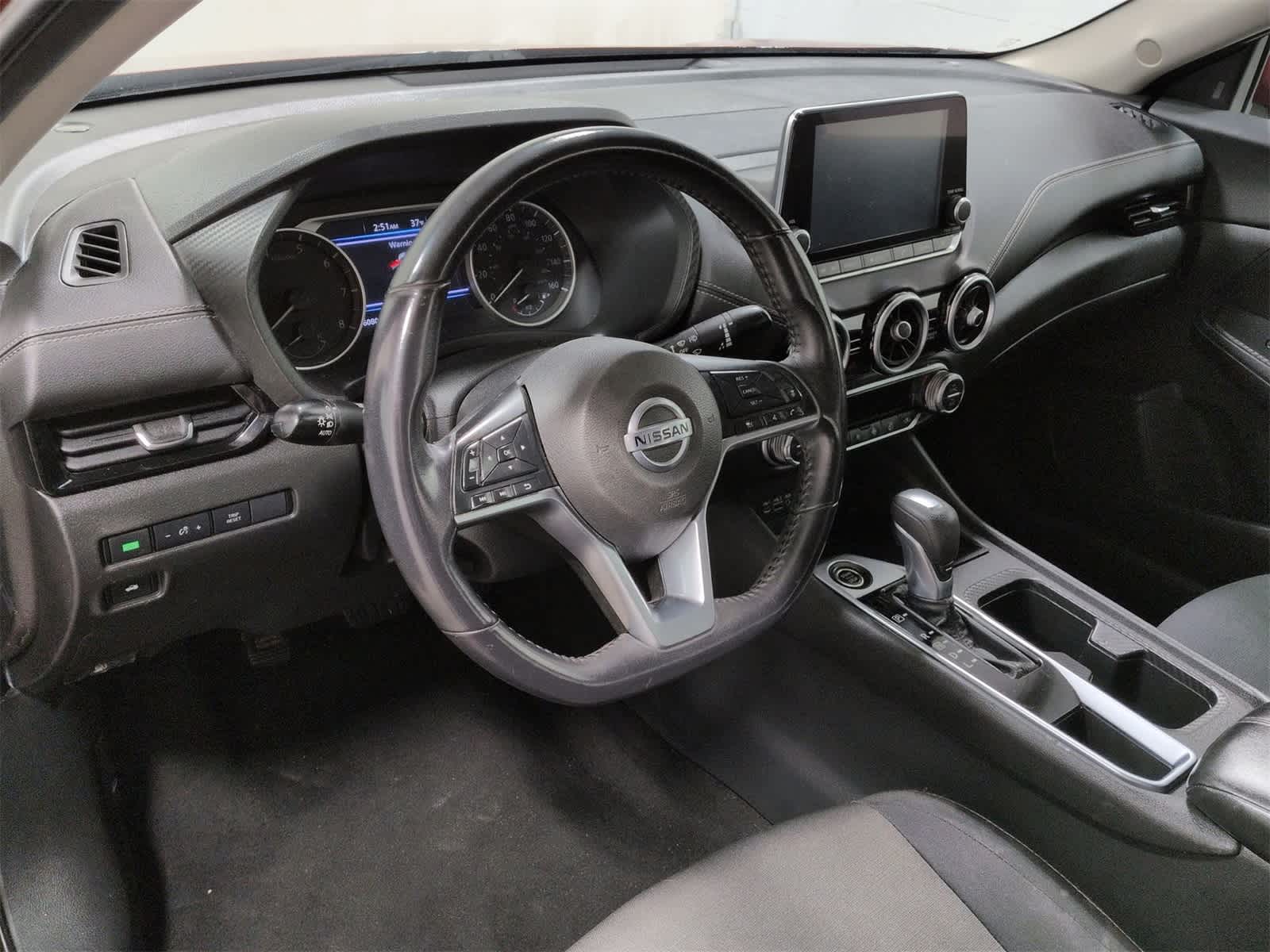 Thumbnail: 2021 Nissan Sentra - 10