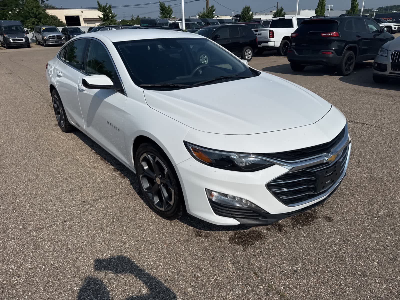 Thumbnail: 2023 Chevrolet Malibu - 8