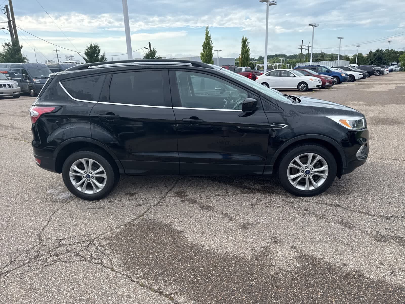 Thumbnail: 2018 Ford Escape - 12