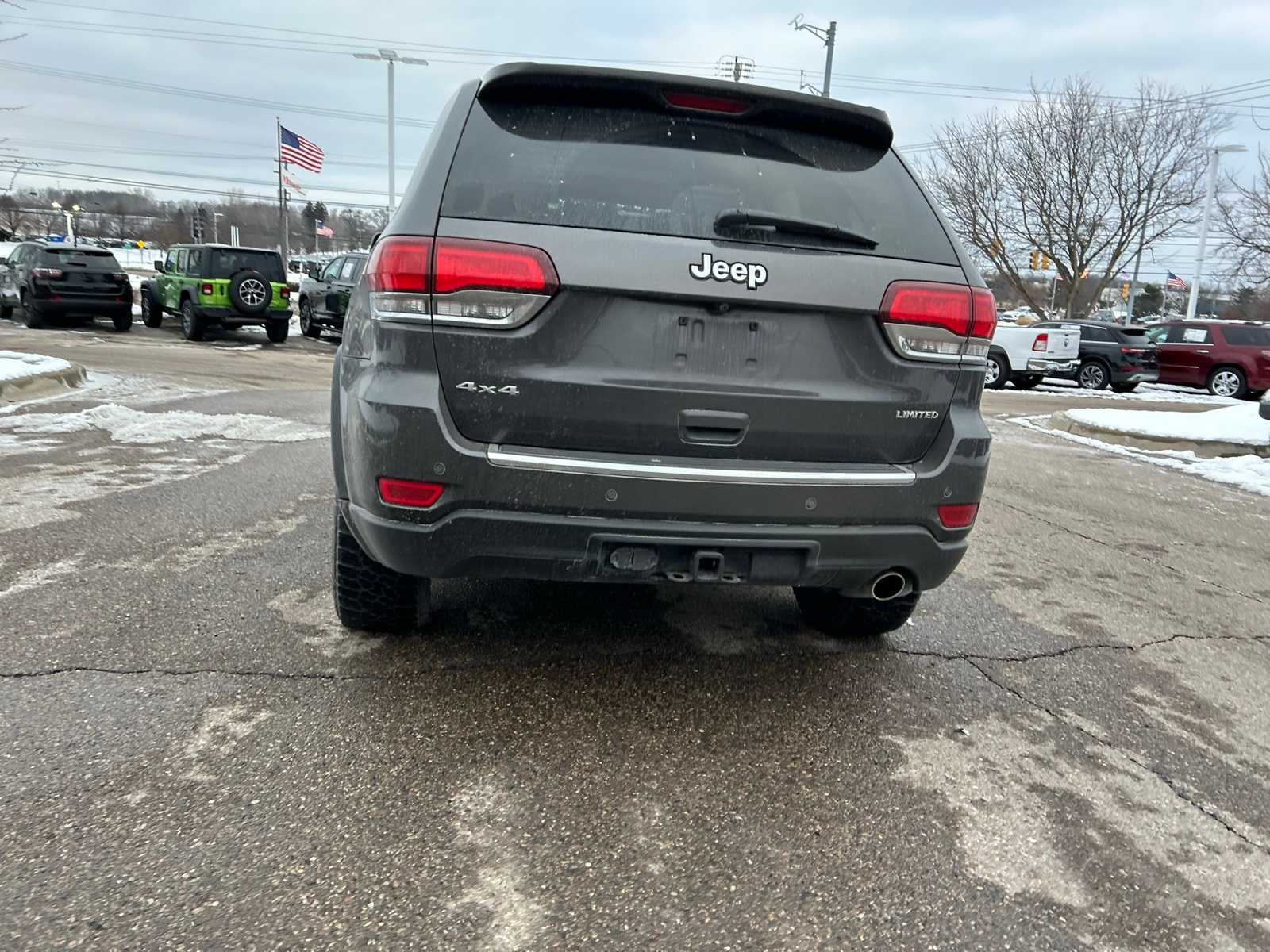 Thumbnail: 2020 Jeep Grand Cherokee - 18