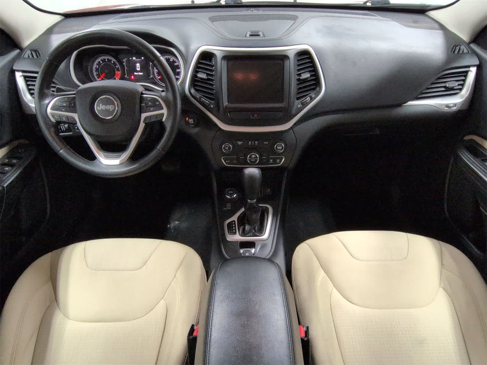 Thumbnail: 2015 Jeep Cherokee - 16