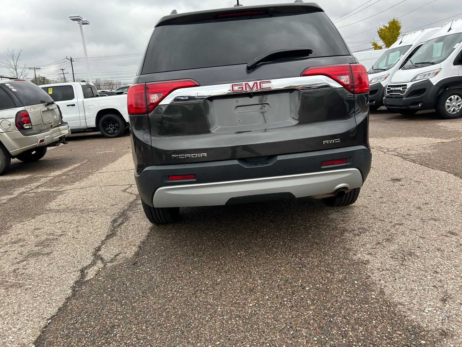 Thumbnail: 2017 GMC Acadia - 17