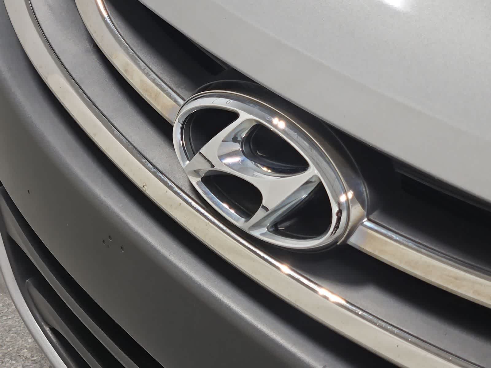 Thumbnail: 2014 Hyundai Elantra - 12