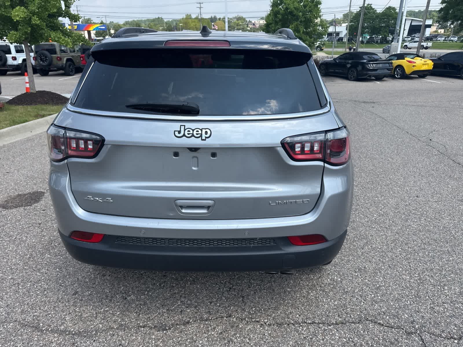 2022 Jeep Compass Limited 16