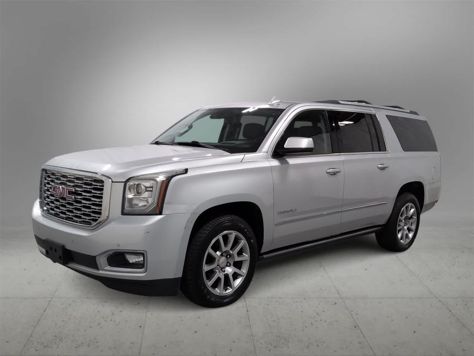 Thumbnail: 2020 GMC Yukon XL - 4