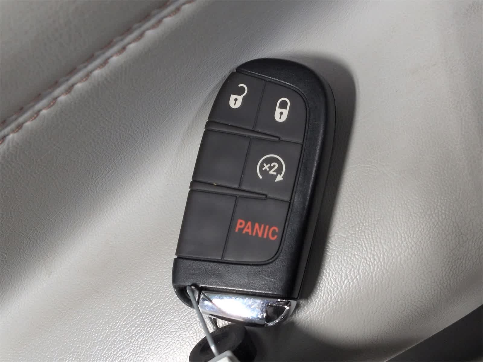 Thumbnail: 2023 Jeep Compass - 34