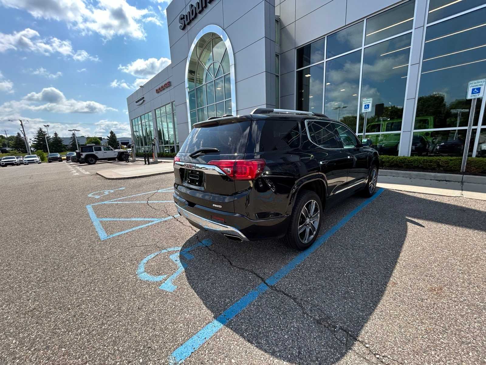 Thumbnail: 2019 GMC Acadia - 15