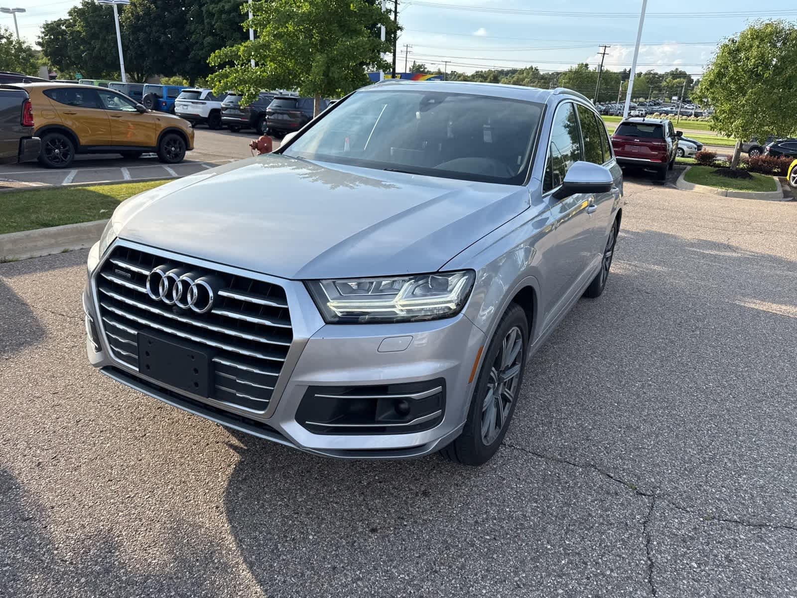 Thumbnail: 2017 Audi Q7 - 2