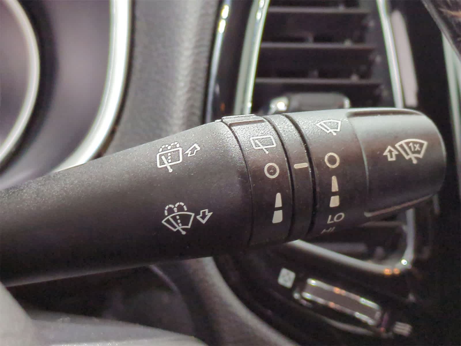 Thumbnail: 2021 Jeep Compass - 33