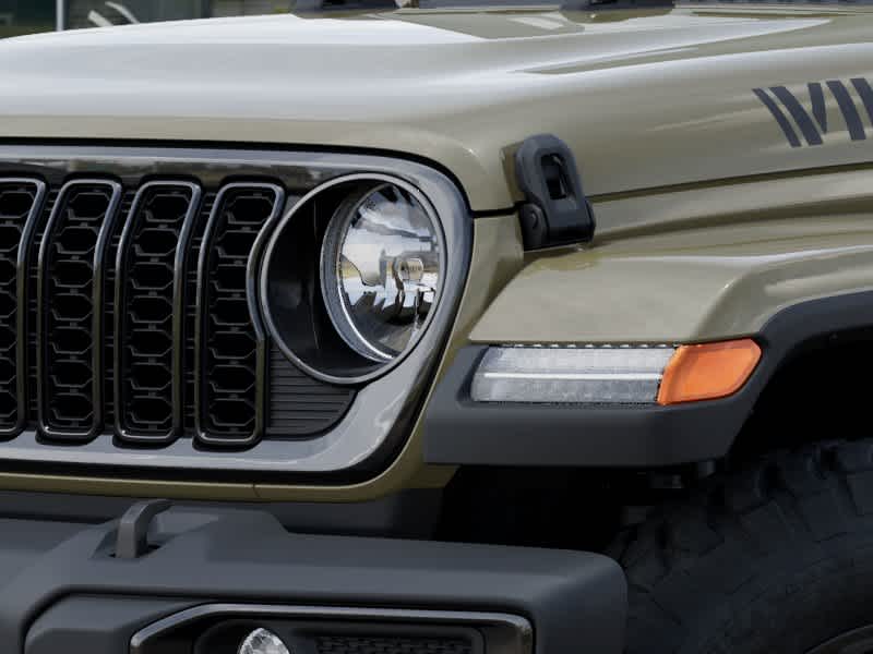 Thumbnail: 2026 Jeep Gladiator - 10