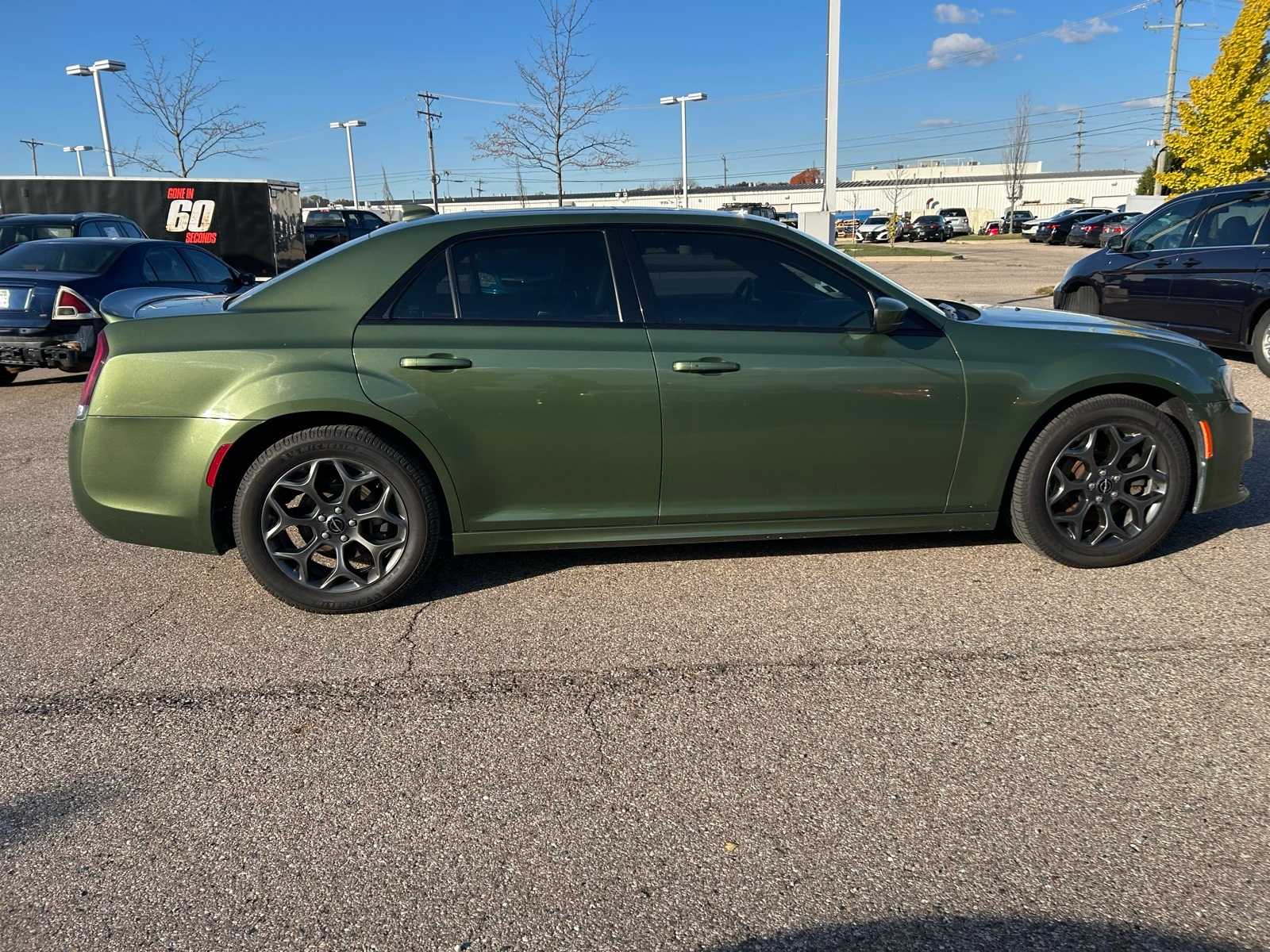 Thumbnail: 2018 Chrysler 300 - 12