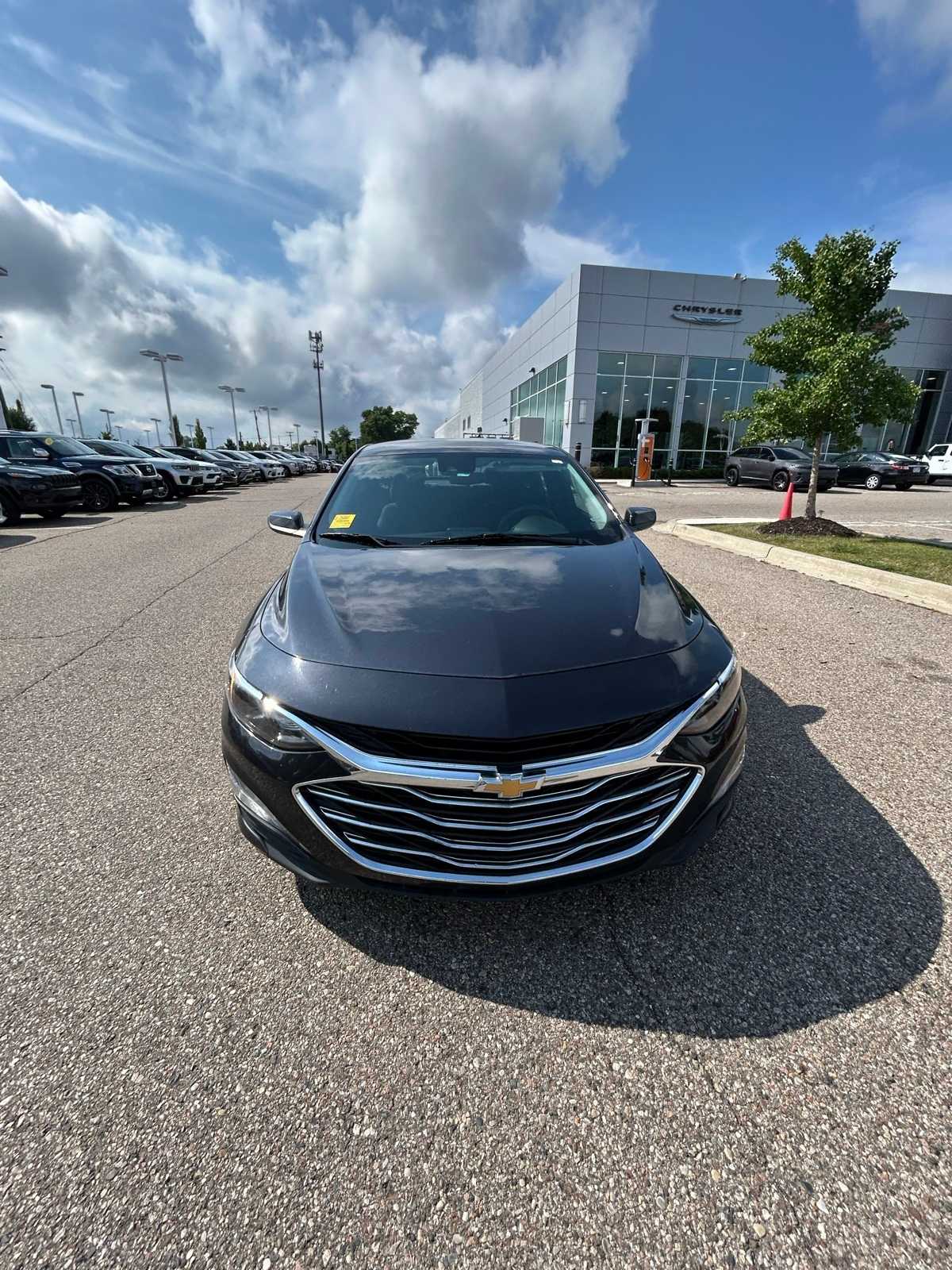 Thumbnail: 2023 Chevrolet Malibu - 7