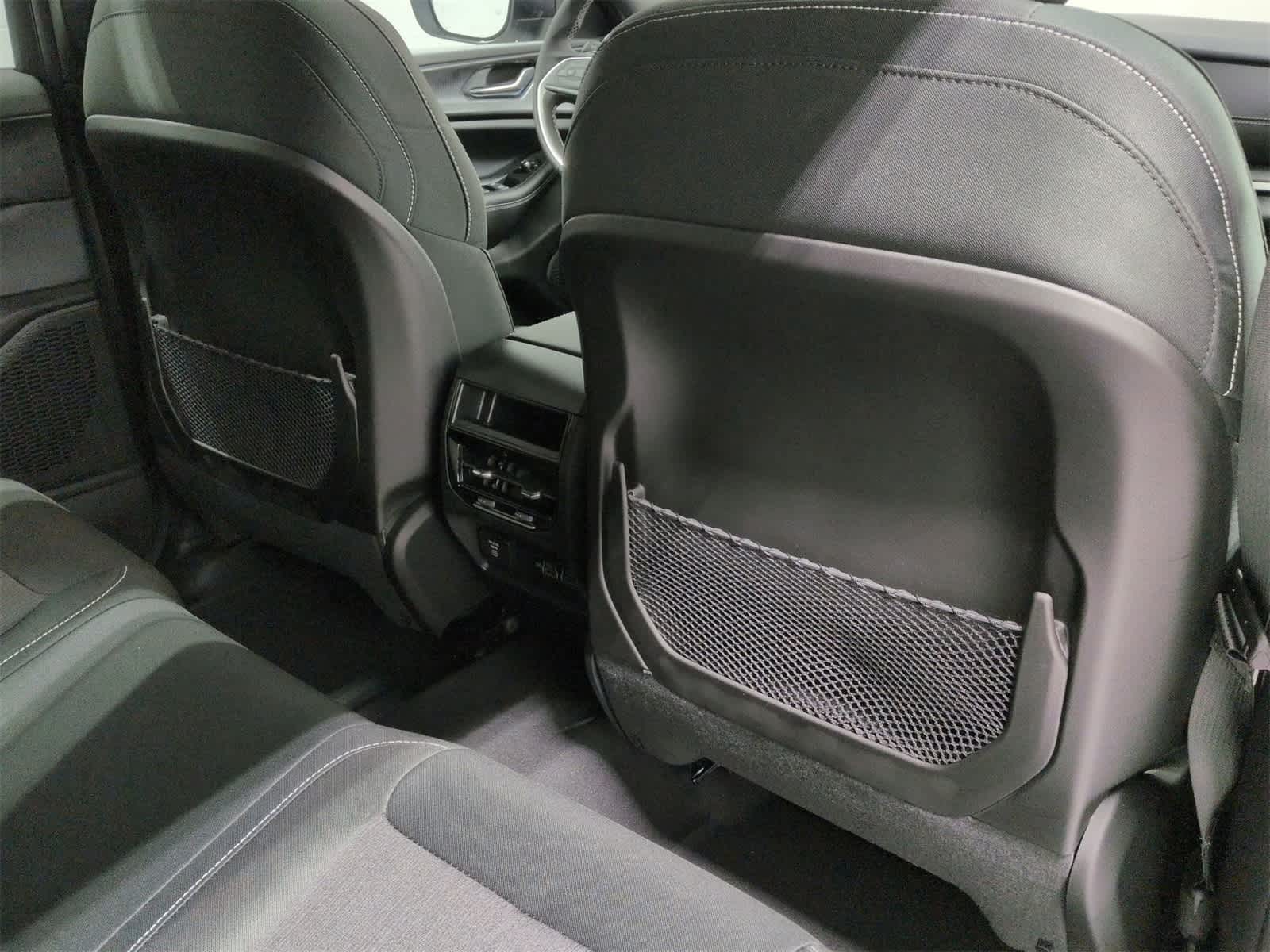 Thumbnail: 2025 Jeep Grand Cherokee - 19