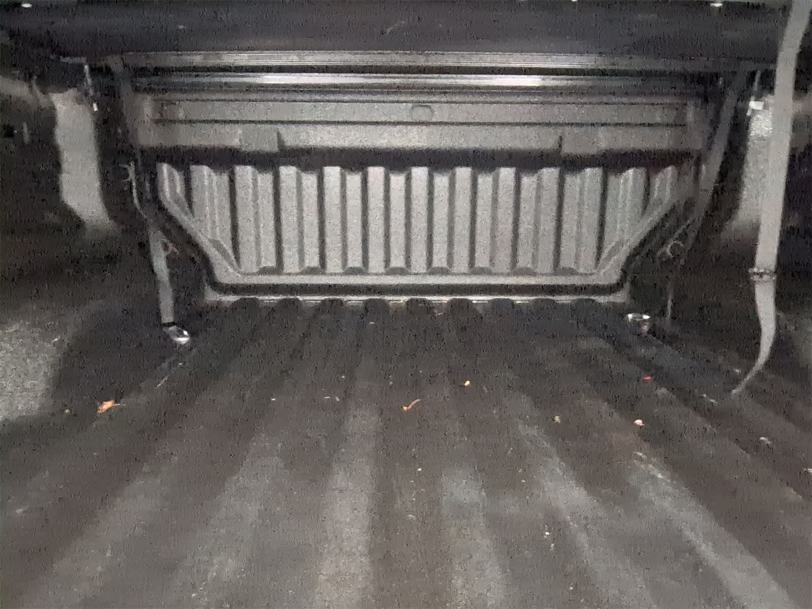 Thumbnail: 2023 Chevrolet Colorado - 34