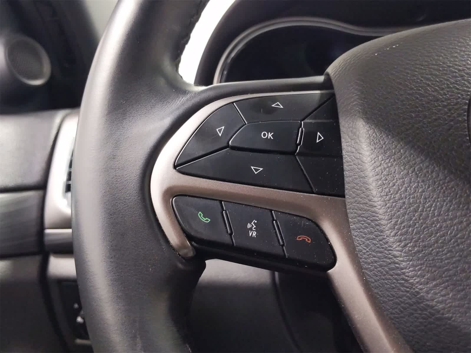 Thumbnail: 2019 Jeep Grand Cherokee - 30
