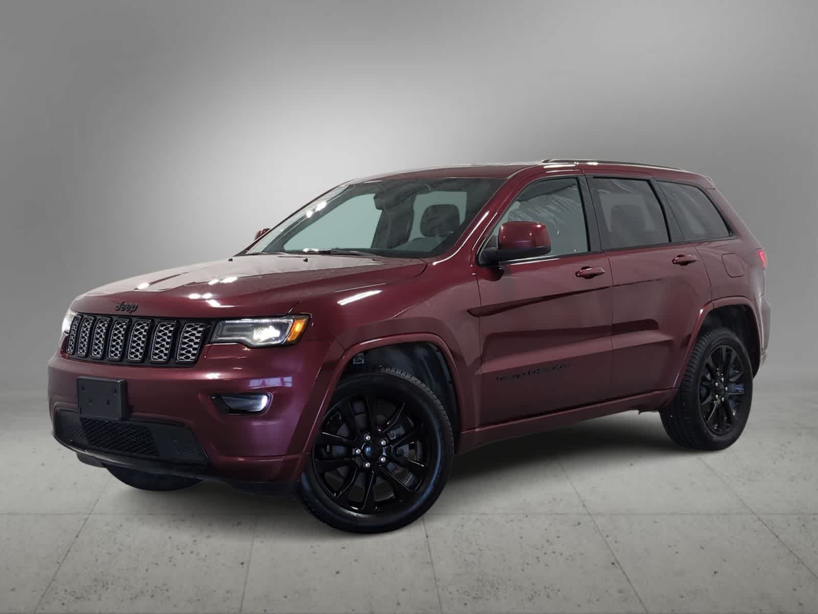 Thumbnail: 2020 Jeep Grand Cherokee - 1