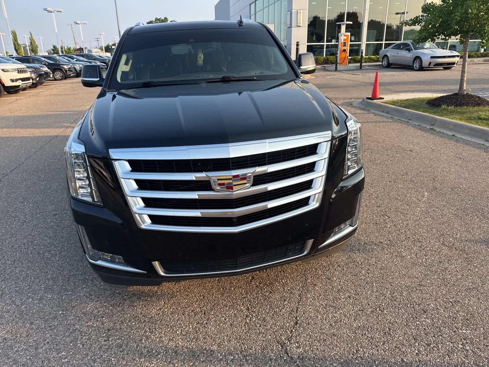 Thumbnail: 2018 Cadillac Escalade - 5