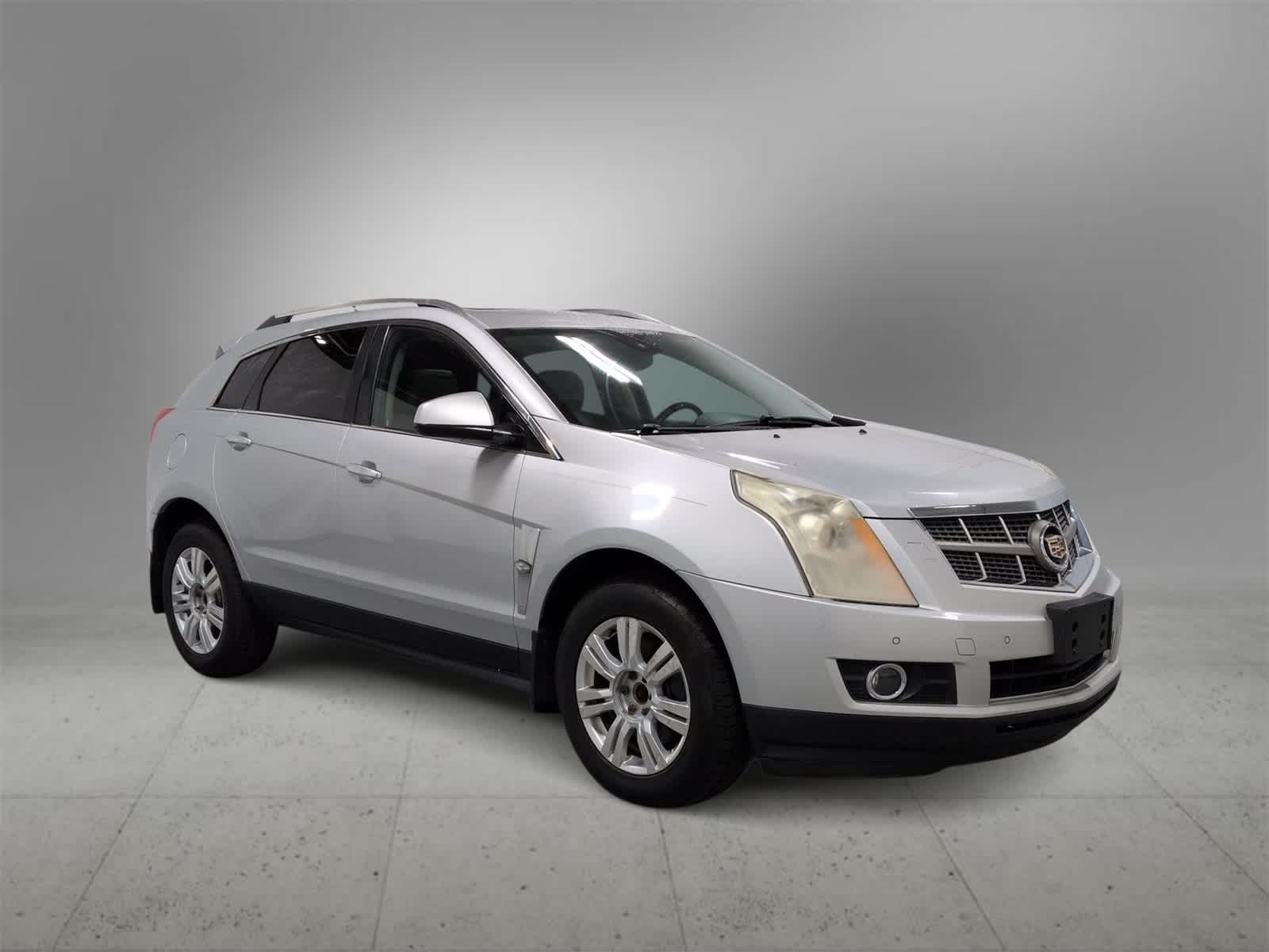 Used 2010 Cadillac SRX Luxury Collection with VIN 3GYFNAEY8AS517552 for sale in Farmington Hills, MI