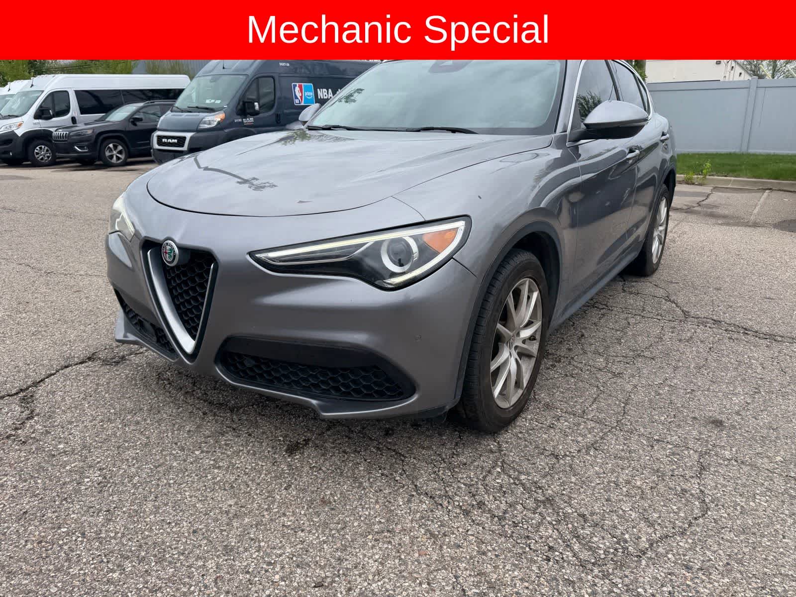 Thumbnail: 2018 Alfa Romeo Stelvio - 5